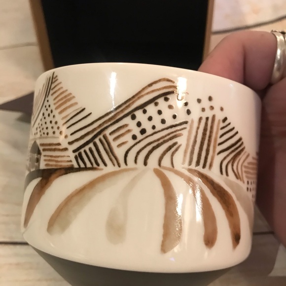 Starbucks Artisan Series Where It All Begins 03/08 - Picture 4 of 9